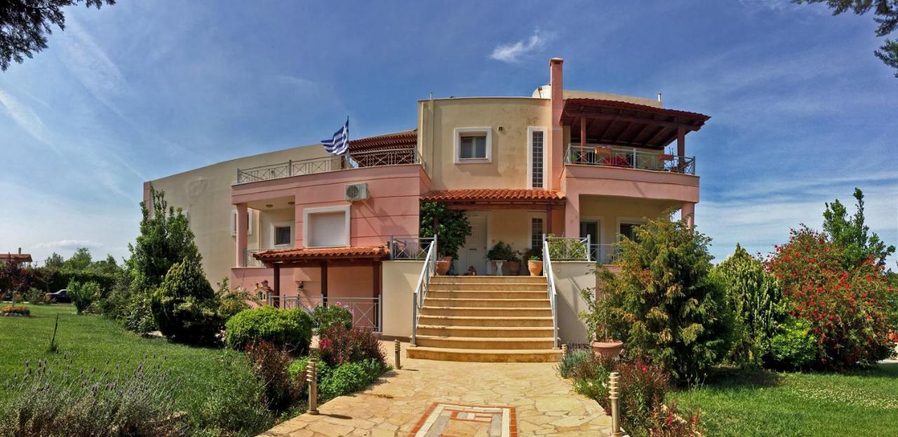 Brina'S Luxury Apartments Agioi Apostoloi  المظهر الخارجي الصورة